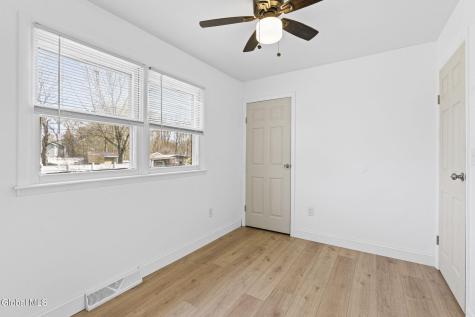 79 S Amherst Avenue Schenectady NY 12304