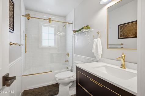 7 Macarthur Drive Saratoga Springs NY 12866