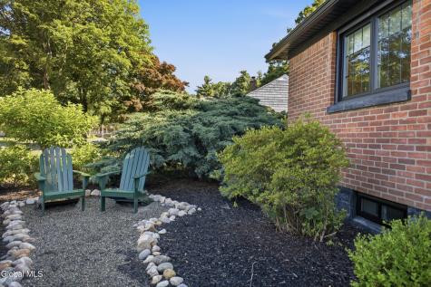 7 Macarthur Drive Saratoga Springs NY 12866