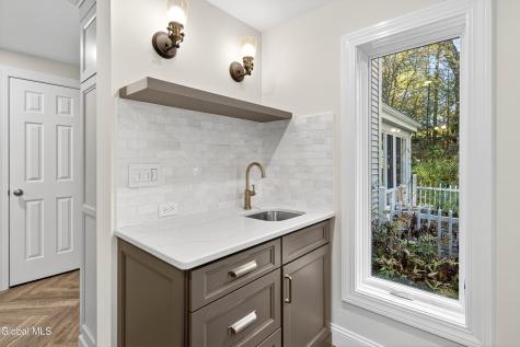 91 Darroch Road Delmar NY 12054