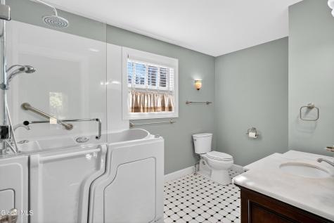 91 Darroch Road Delmar NY 12054