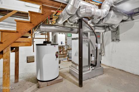 91 Darroch Road Delmar NY 12054