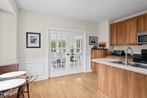 11 Ledgewood Drive Troy NY 12180