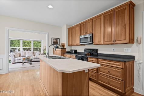 11 Ledgewood Drive Troy NY 12180