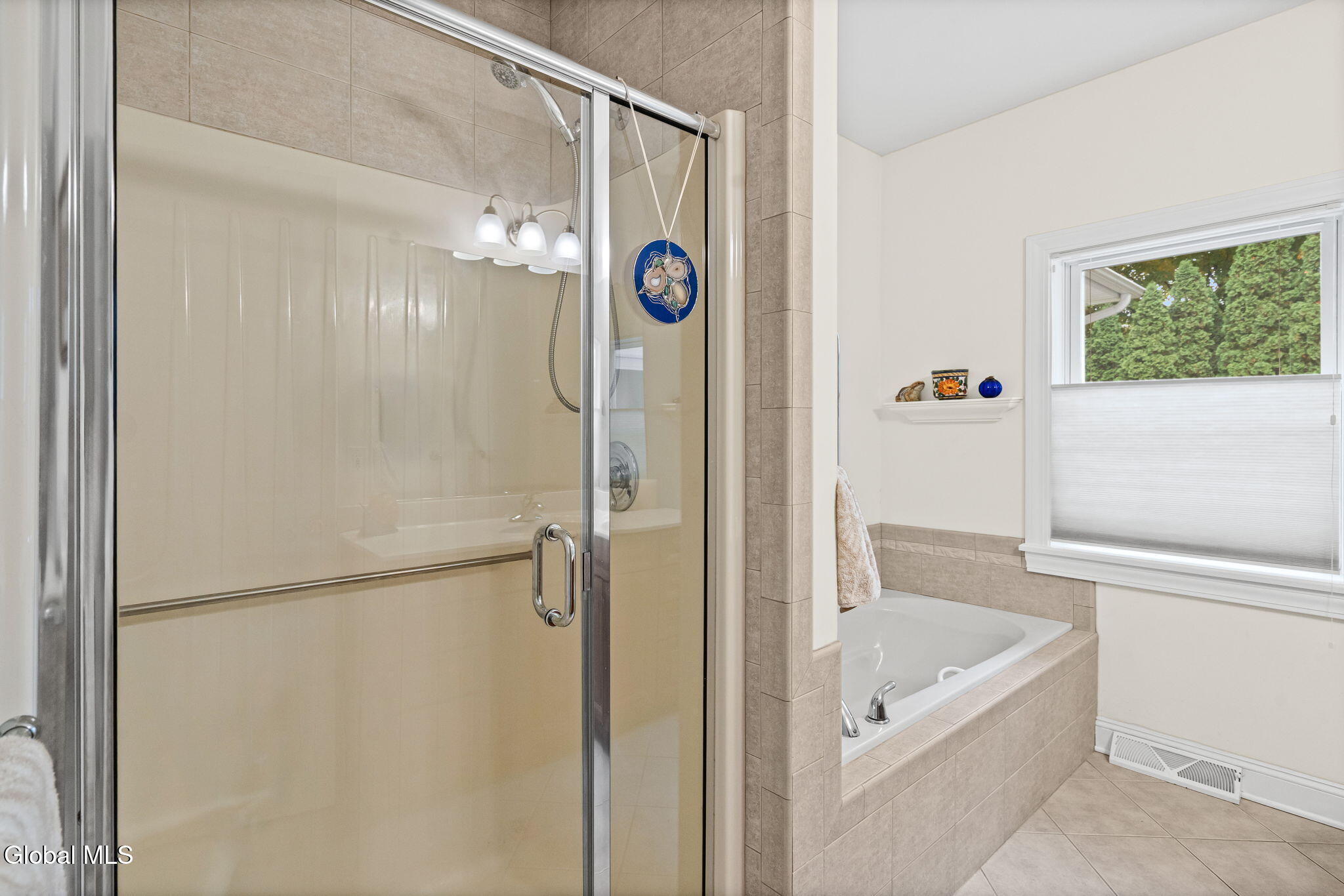 11 Ledgewood Drive Troy NY 12180