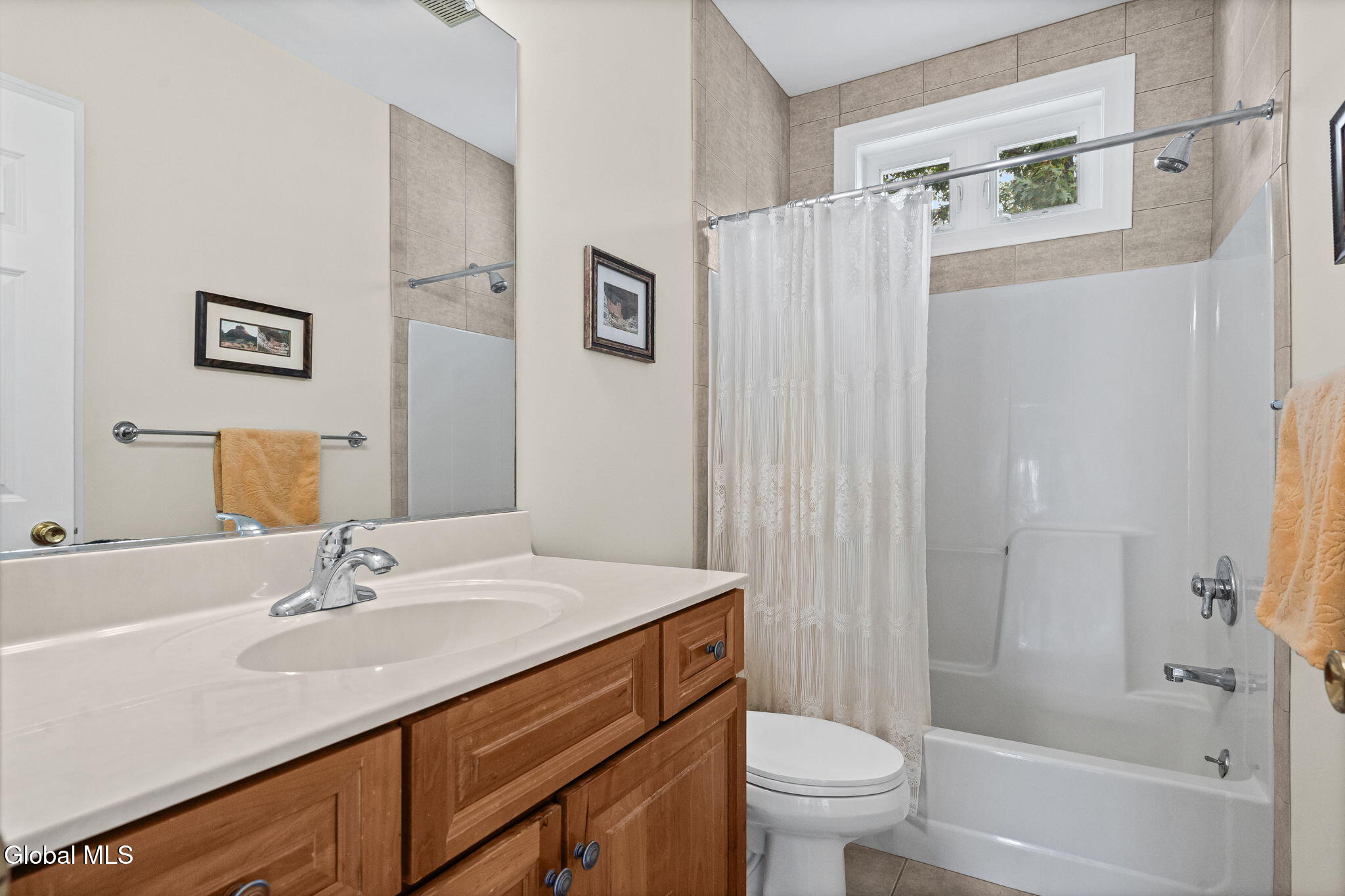 11 Ledgewood Drive Troy NY 12180