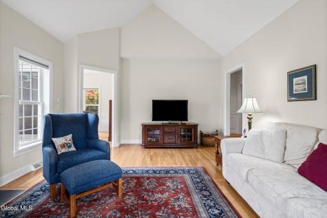11 Ledgewood Drive Troy NY 12180