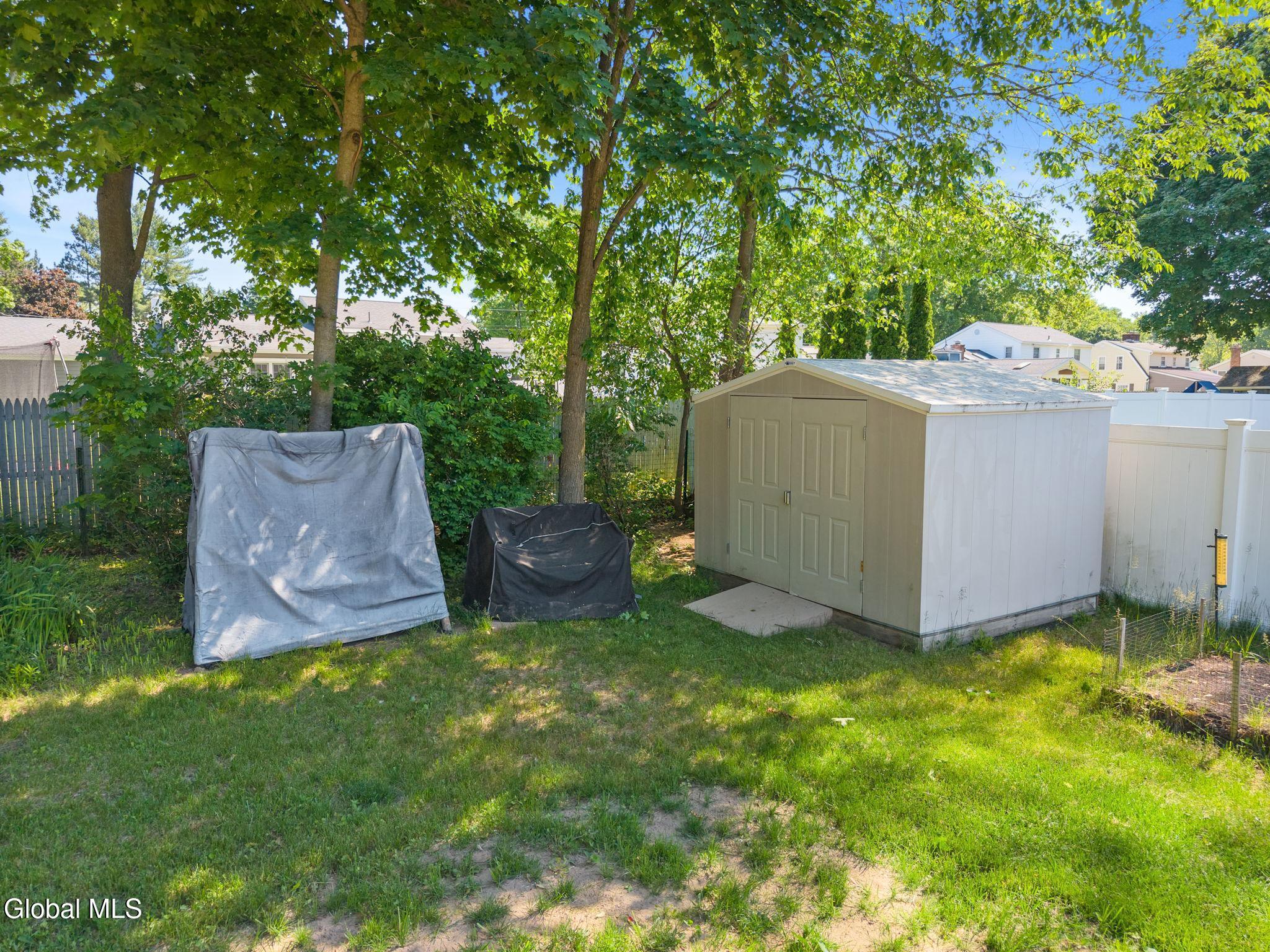 13 Saratoga Drive Glenville NY 12302