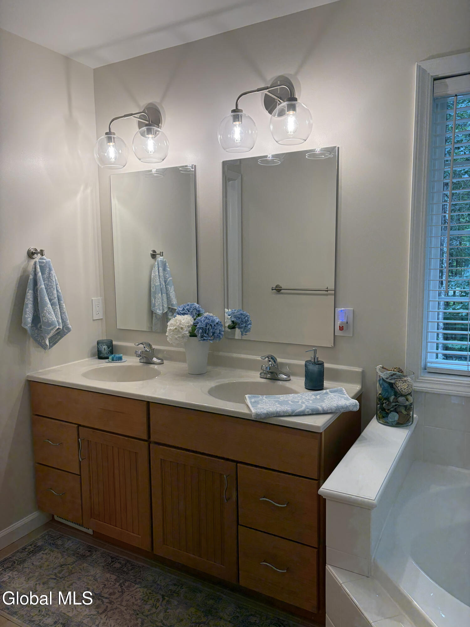 4 Fenimore Place Gansevoort NY 12831