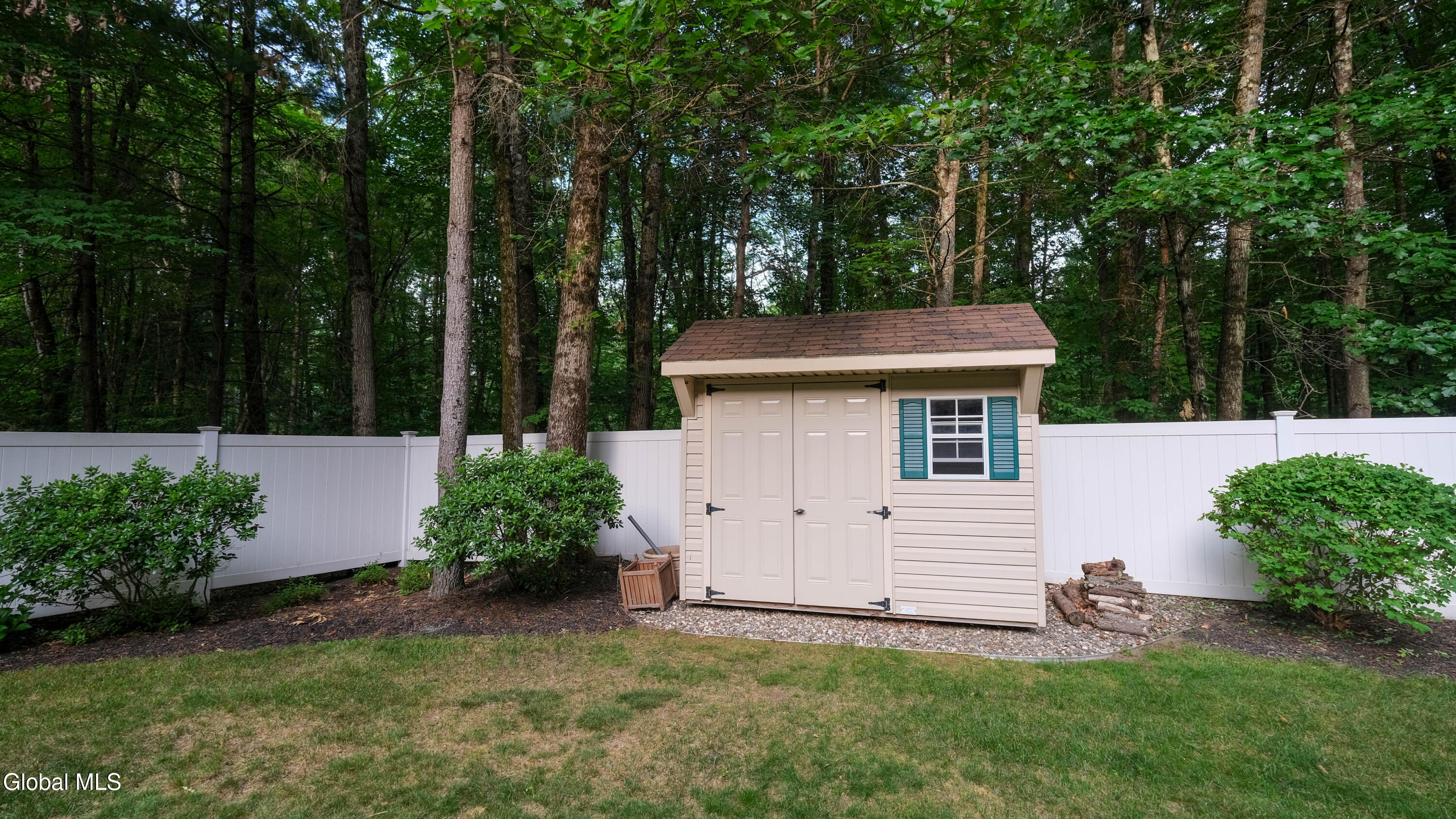4 Fenimore Place Gansevoort NY 12831
