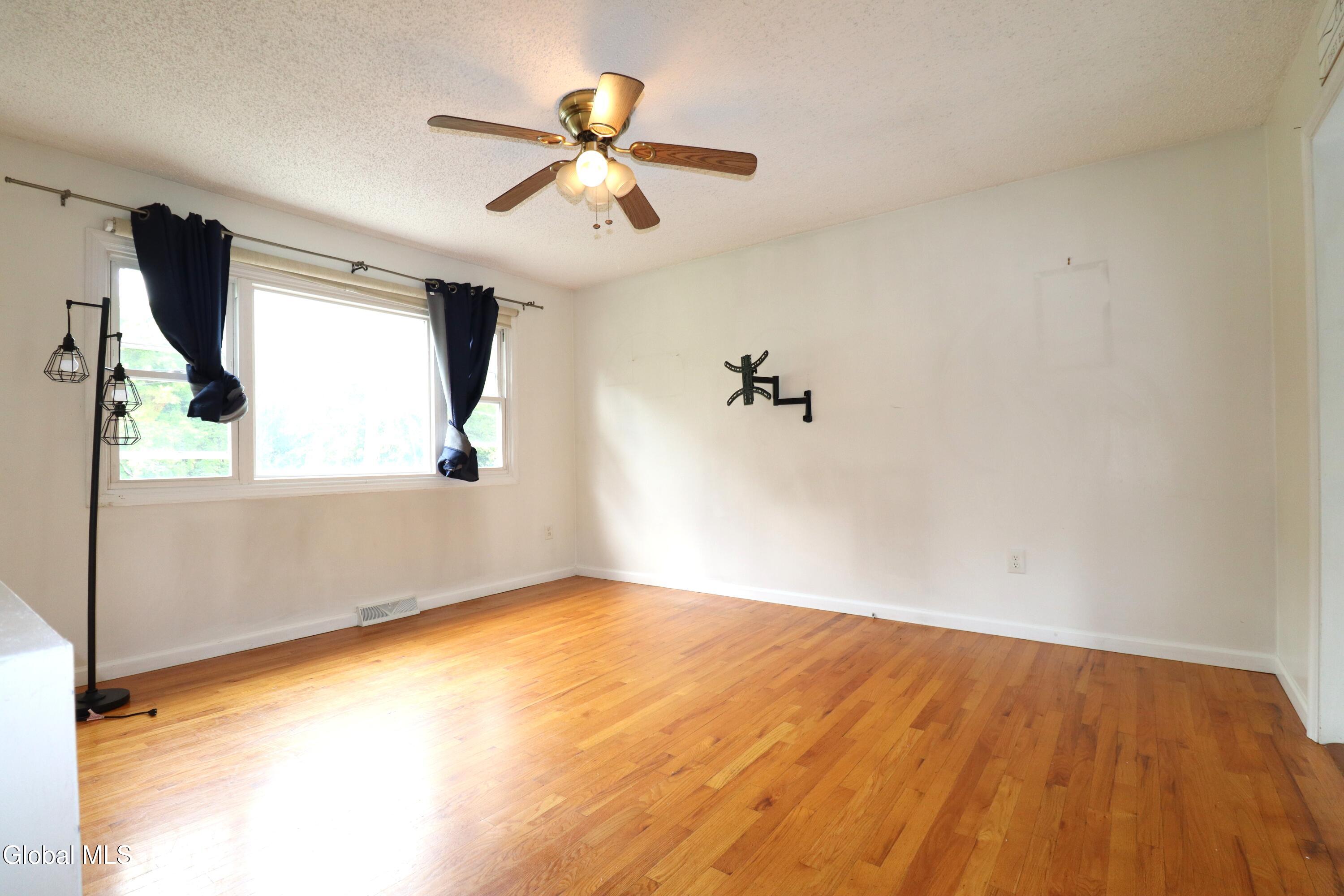 1278 Vley Road Glenville NY 12302