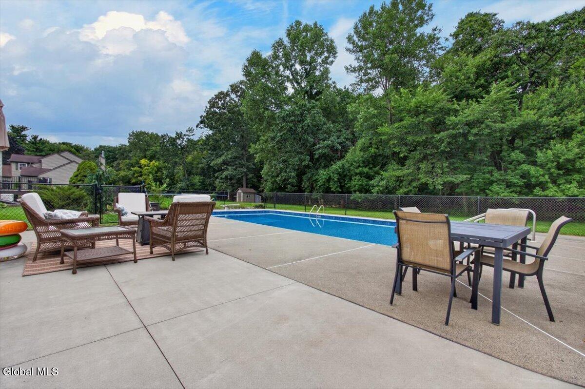 9 Judith Drive Clifton Park NY 12065