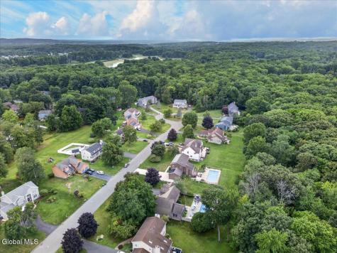9 Judith Drive Clifton Park NY 12065