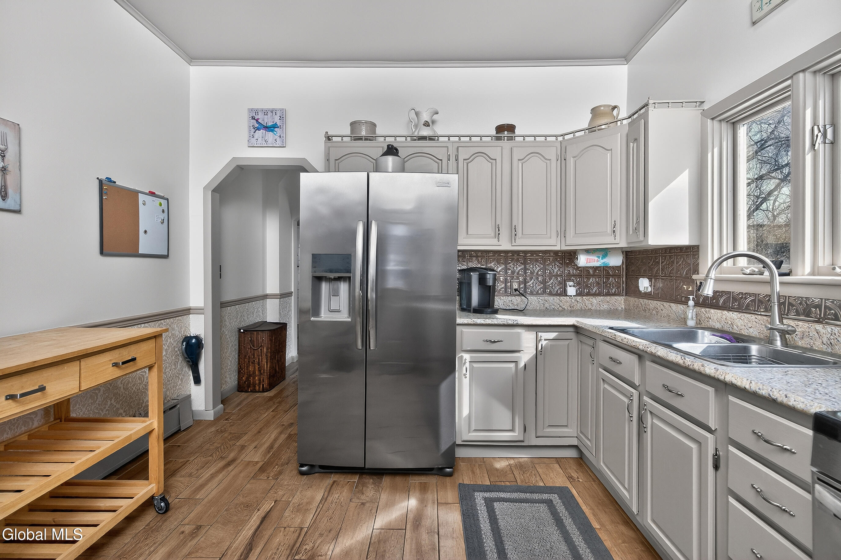 484 Kenwood Avenue Delmar NY 12054