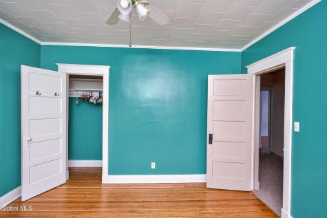 484 Kenwood Avenue Delmar NY 12054