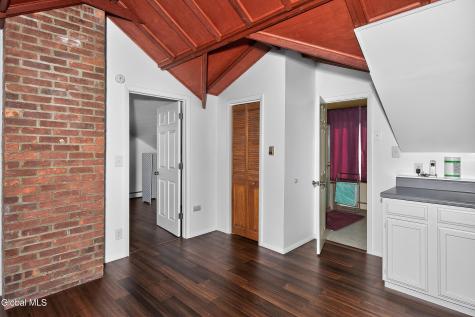 484 Kenwood Avenue Delmar NY 12054