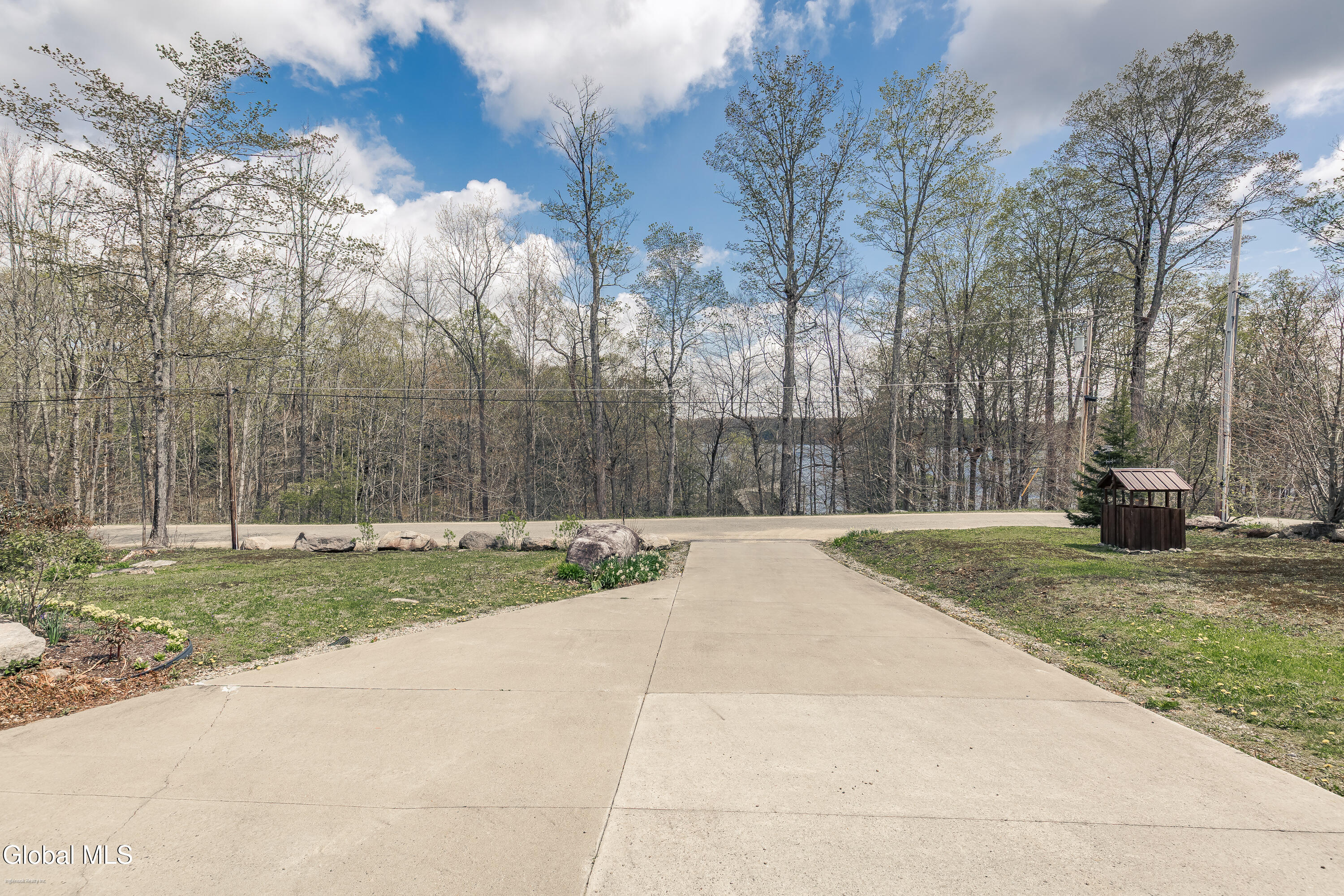 159 Maplewood Drive Gloversville NY 12078