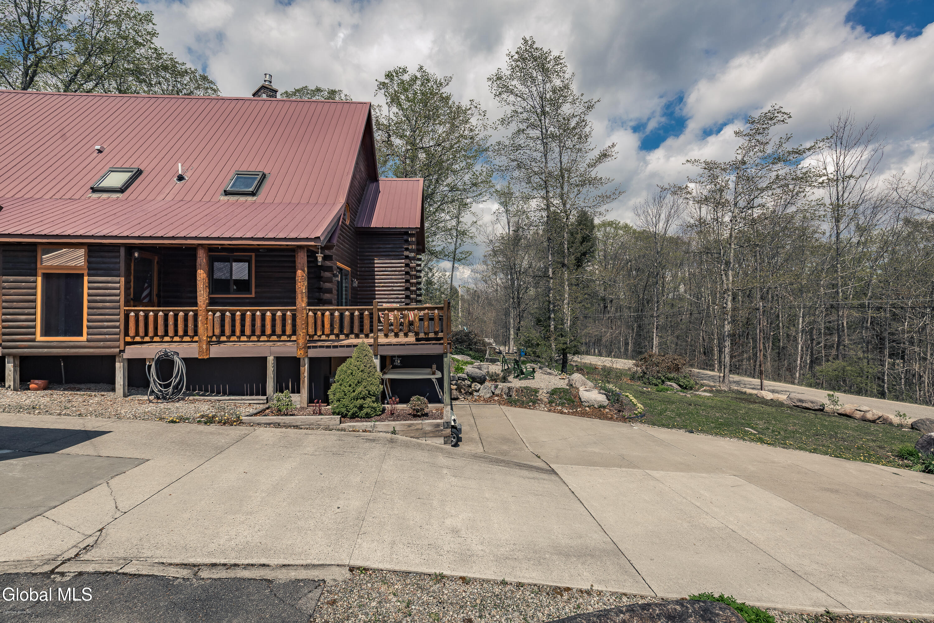159 Maplewood Drive Gloversville NY 12078