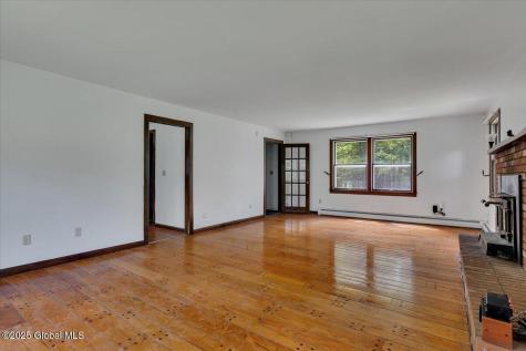 1754 Harlemville Road Ghent NY 12075