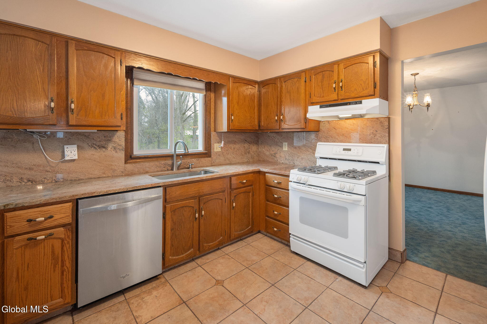 8 Windlass Drive Latham NY 12110