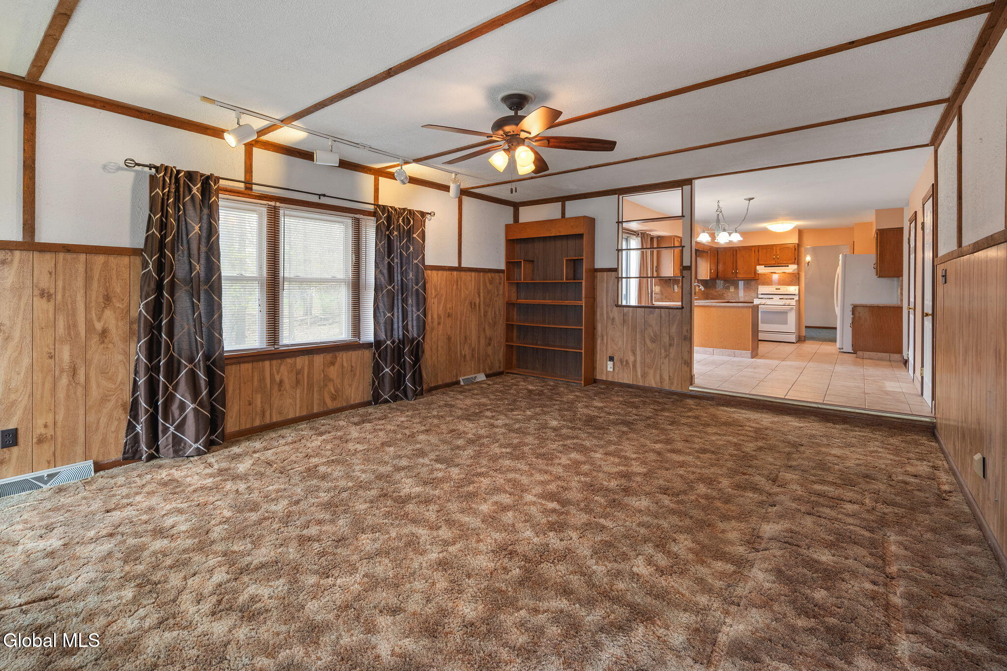 8 Windlass Drive Latham NY 12110