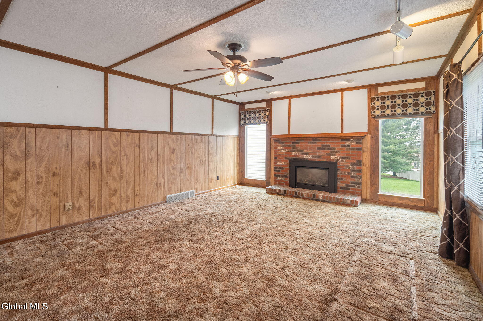8 Windlass Drive Latham NY 12110
