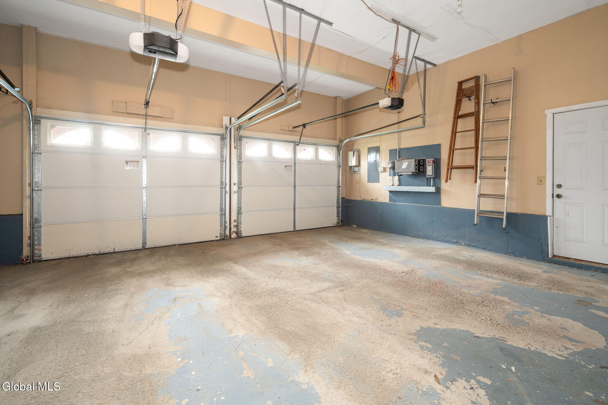 8 Windlass Drive Latham NY 12110