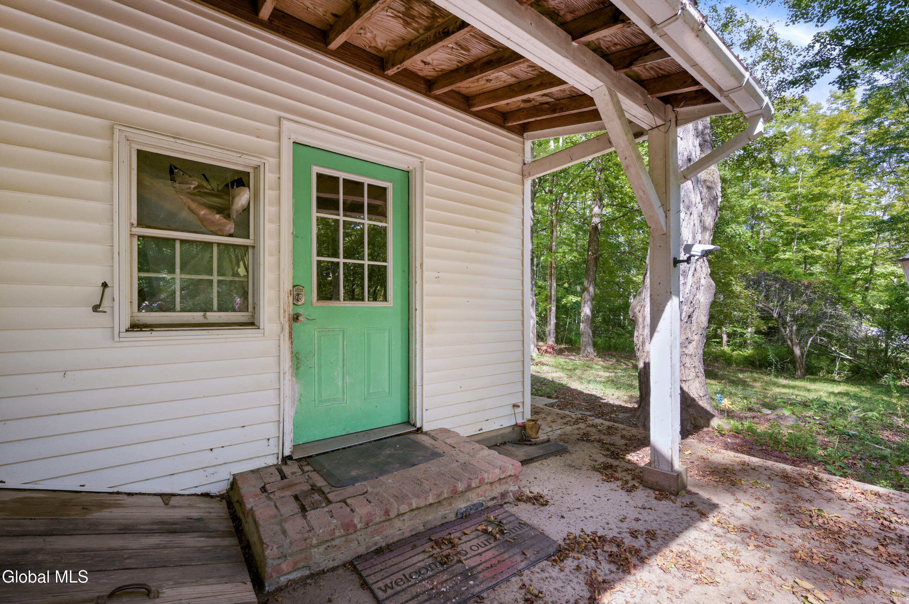 200 Davis Mount Road Oak Hill NY 12469
