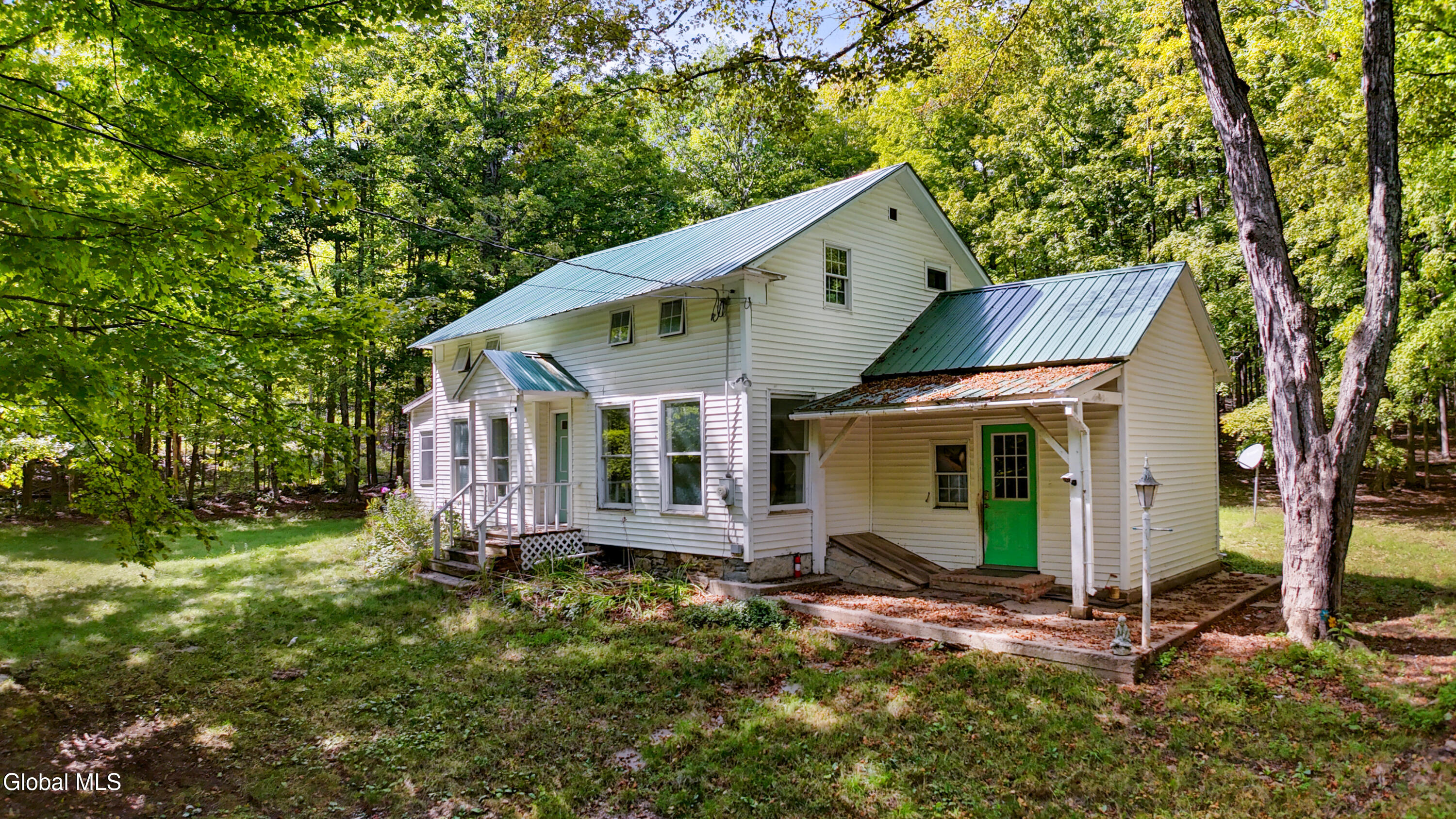 200 Davis Mount Road Oak Hill NY 12469