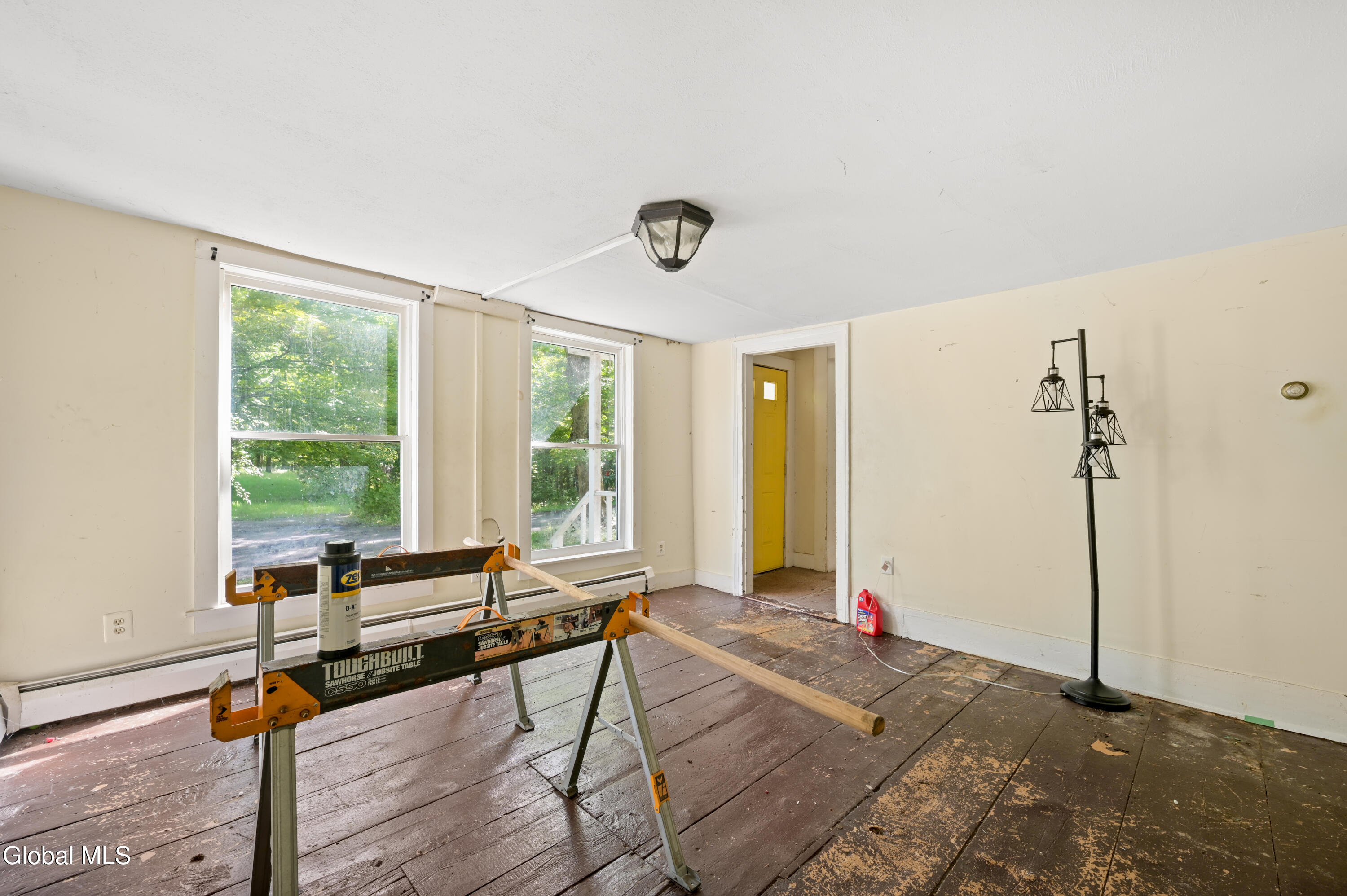 200 Davis Mount Road Oak Hill NY 12469