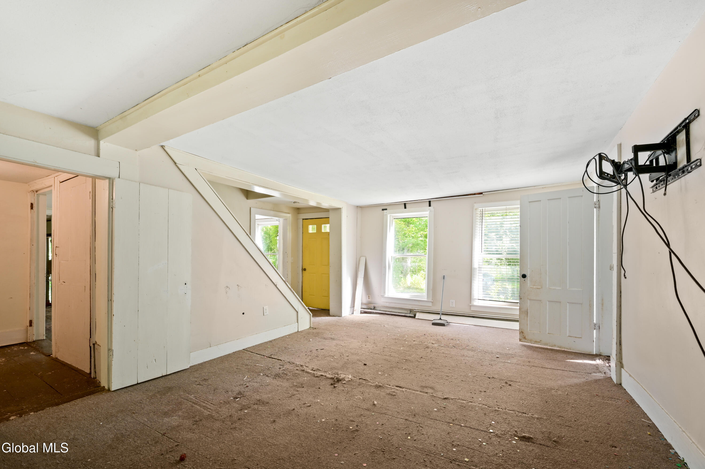 200 Davis Mount Road Oak Hill NY 12469