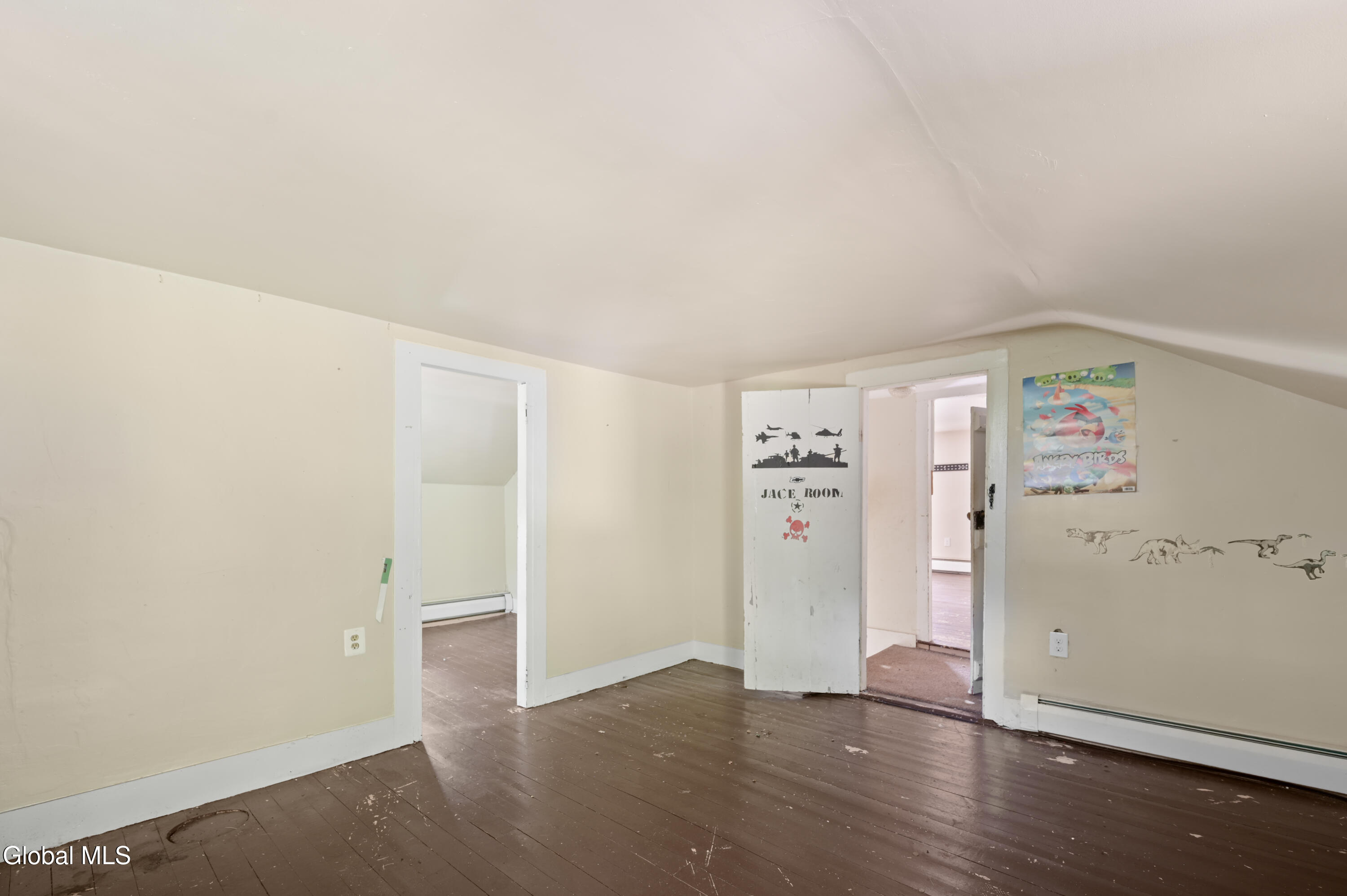 200 Davis Mount Road Oak Hill NY 12469