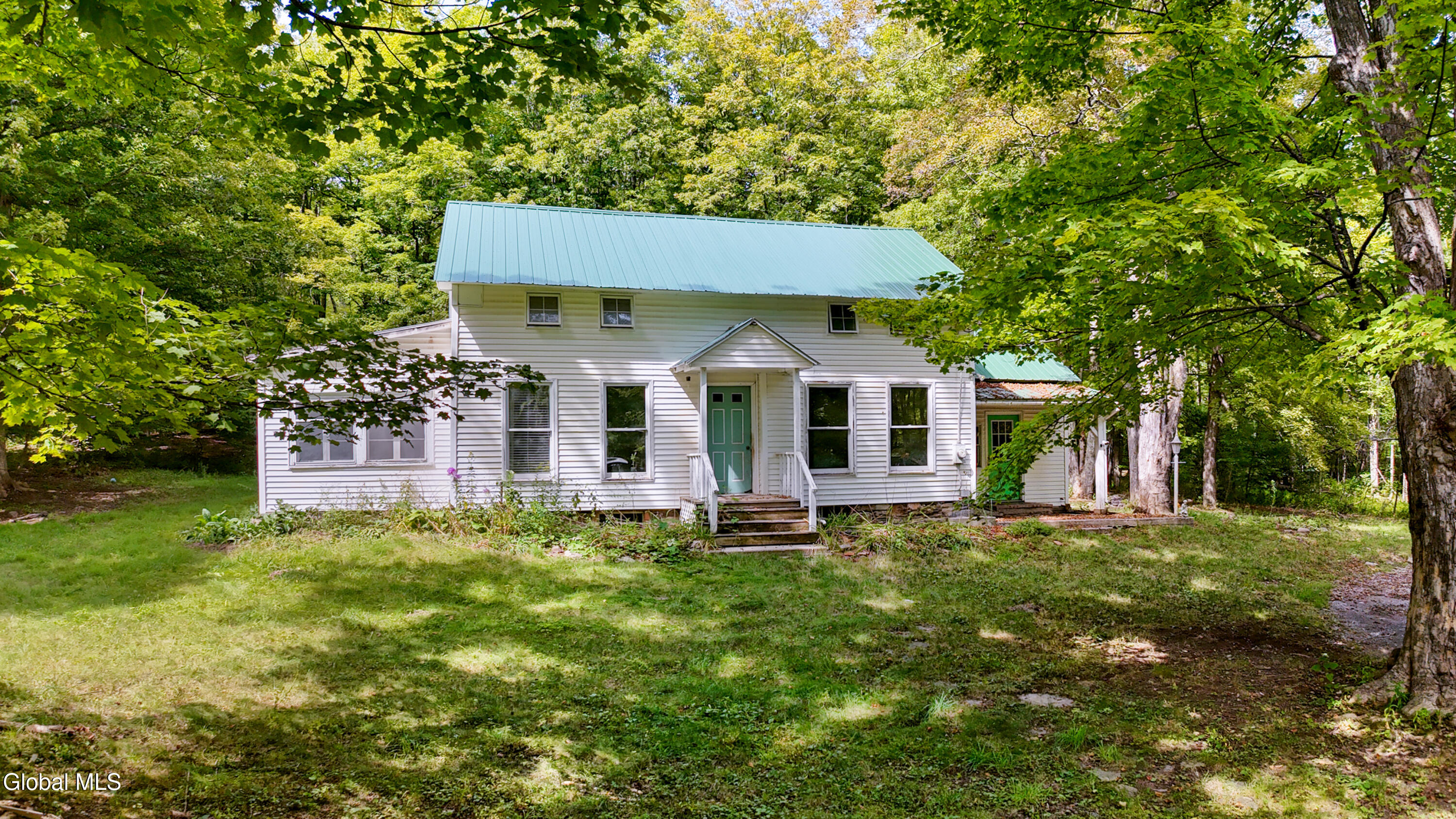 200 Davis Mount Road Oak Hill NY 12469