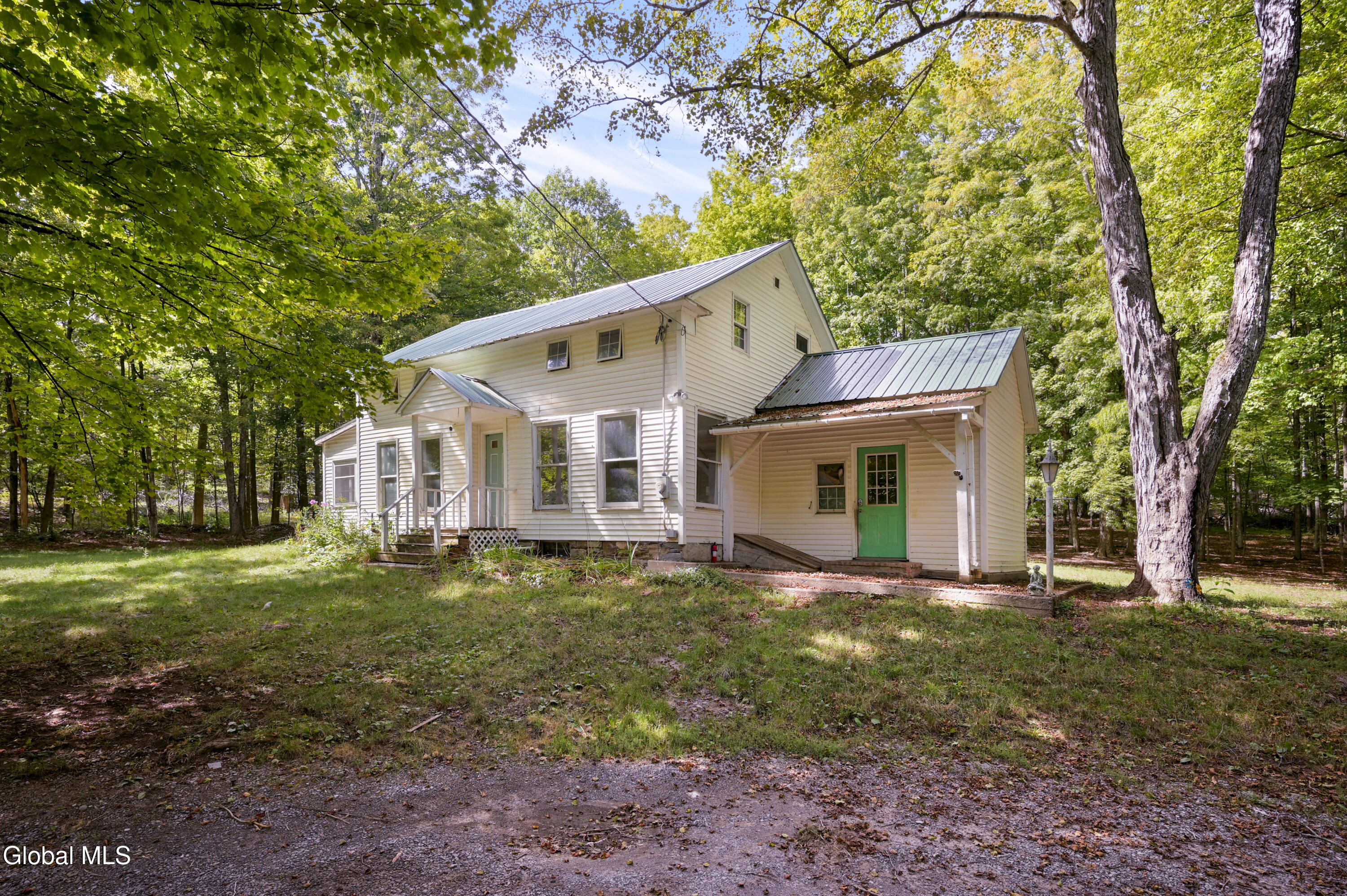 200 Davis Mount Road Oak Hill NY 12469