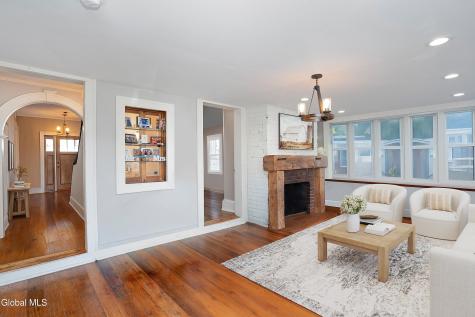 33 Kingsboro Avenue Gloversville NY 12078