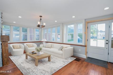 33 Kingsboro Avenue Gloversville NY 12078