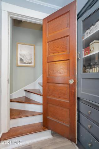 33 Kingsboro Avenue Gloversville NY 12078