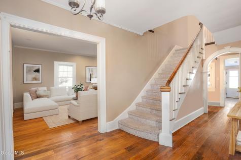 33 Kingsboro Avenue Gloversville NY 12078