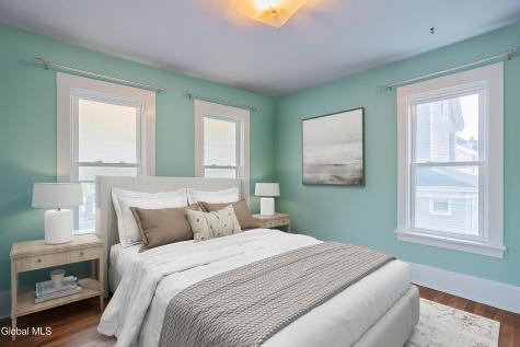 33 Kingsboro Avenue Gloversville NY 12078