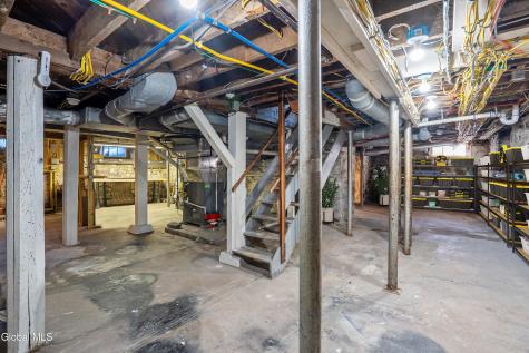 33 Kingsboro Avenue Gloversville NY 12078