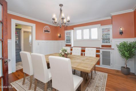 33 Kingsboro Avenue Gloversville NY 12078