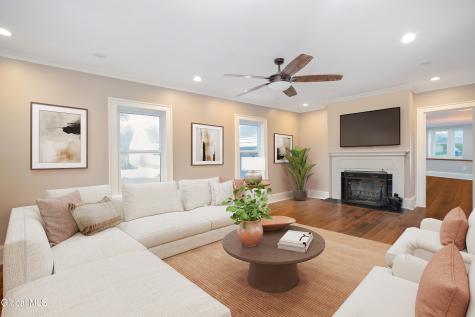 33 Kingsboro Avenue Gloversville NY 12078