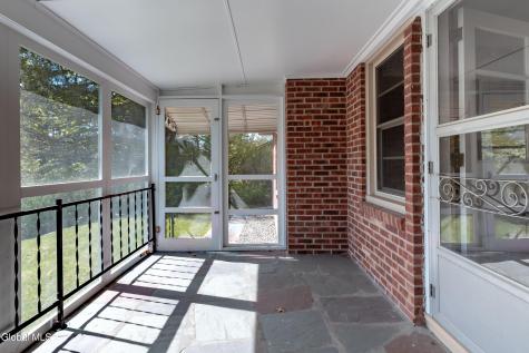 1258 Hawthorn Road Niskayuna NY 12309