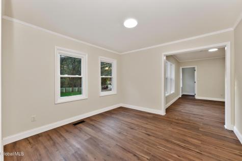 13 Walsh Lane Clifton Park NY 12065