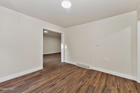 13 Walsh Lane Clifton Park NY 12065