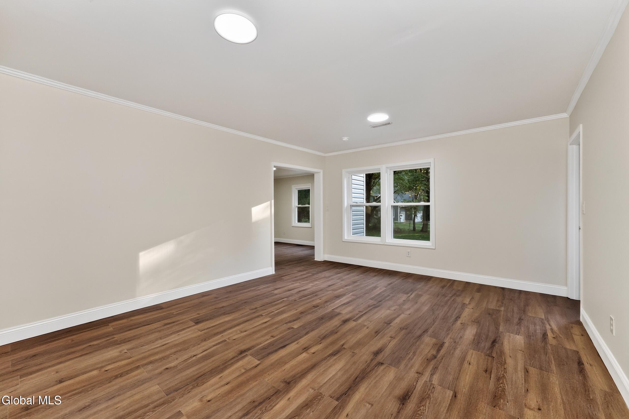 13 Walsh Lane Clifton Park NY 12065