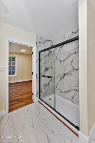 13 Walsh Lane Clifton Park NY 12065