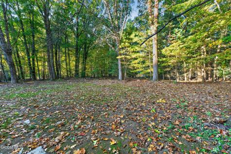 13 Walsh Lane Clifton Park NY 12065