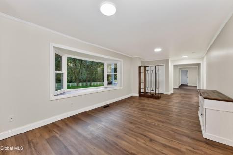 13 Walsh Lane Clifton Park NY 12065