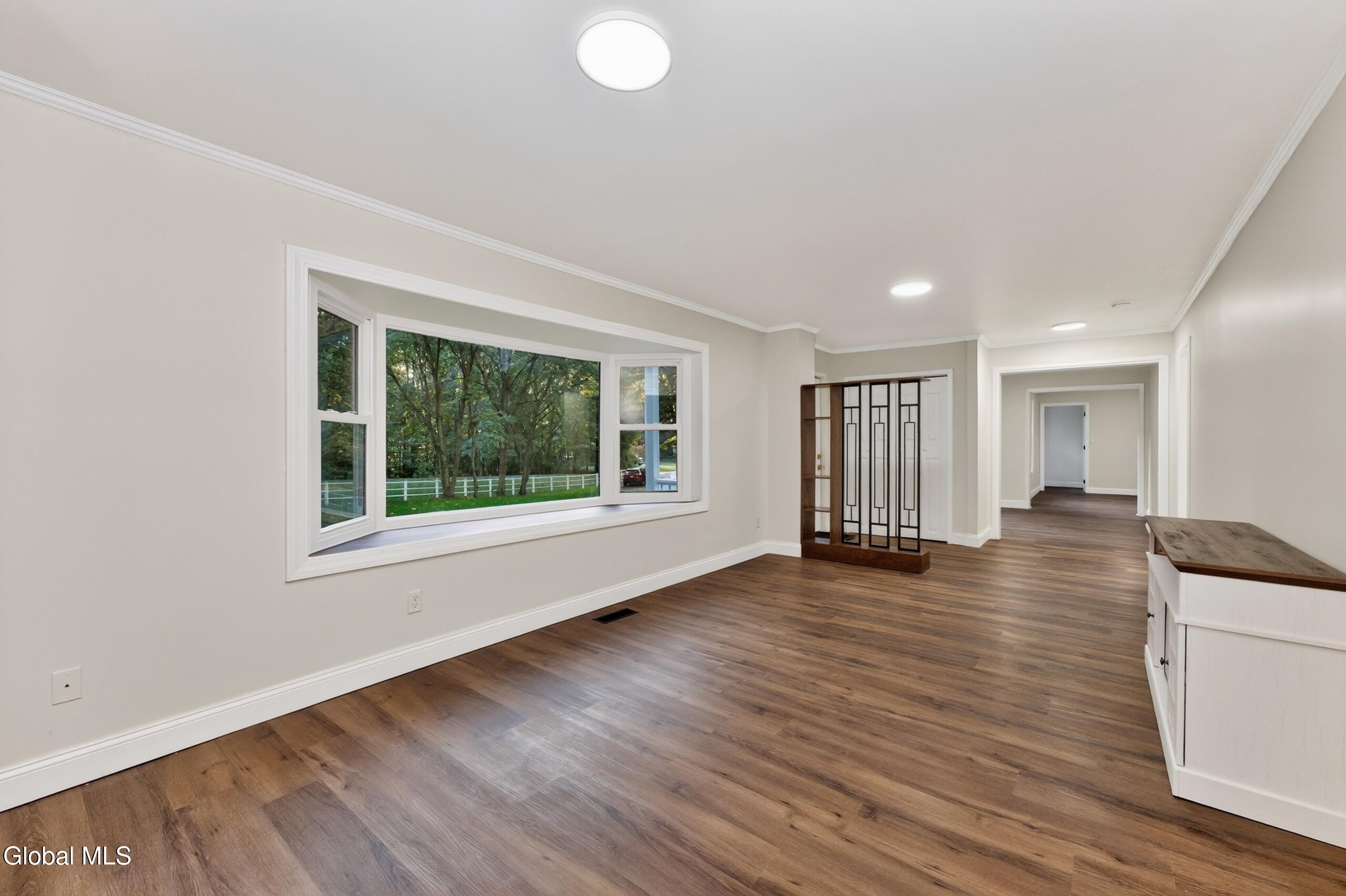 13 Walsh Lane Clifton Park NY 12065